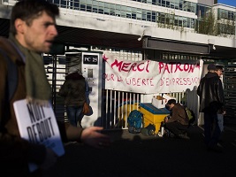 Nuit Debout au Technocentre Renault 